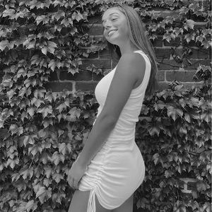 Meet your Posher, Steph